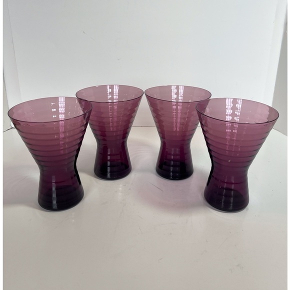 Other - Set of 4 Amethyst Glasses with Embossed Cylindrical Lines